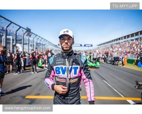 F1赛车新赛季开幕 各队技术革新与车手阵容大揭秘