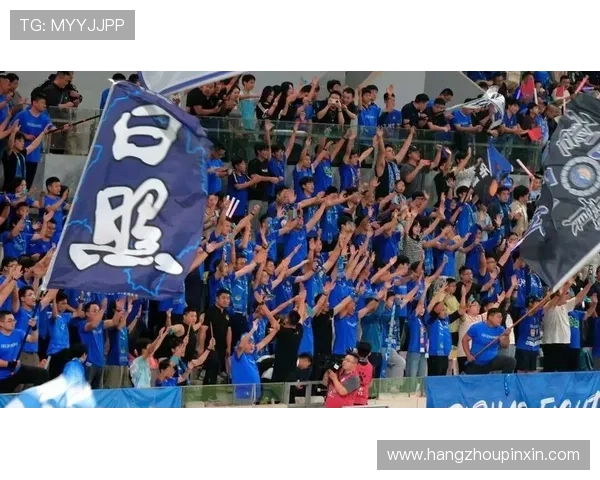 国际赛场焦点之战掀起高潮各队劲旅全力冲击年度多项新纪录佳绩赛季